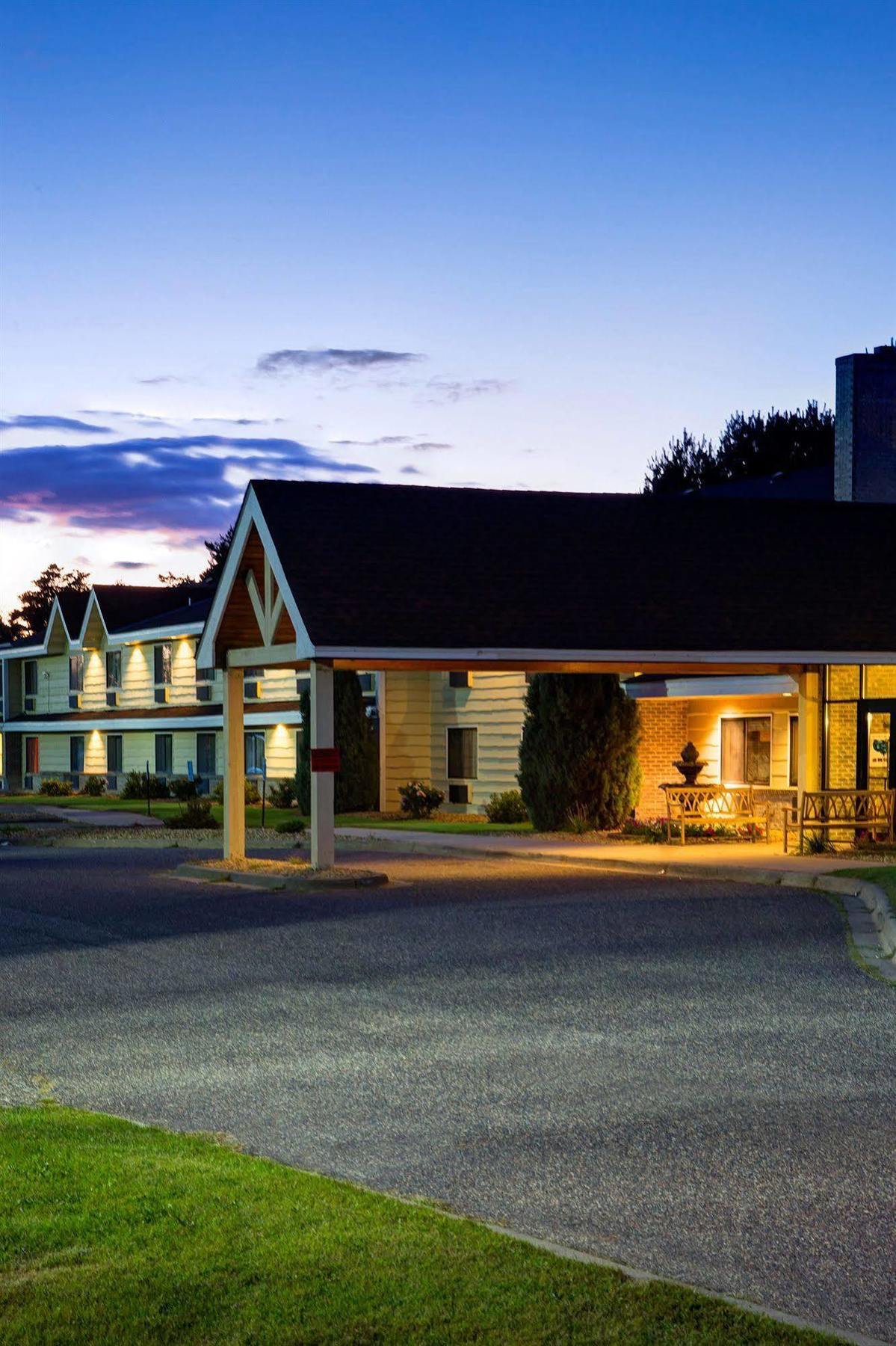 Americinn By Wyndham Ham Hotel 3*