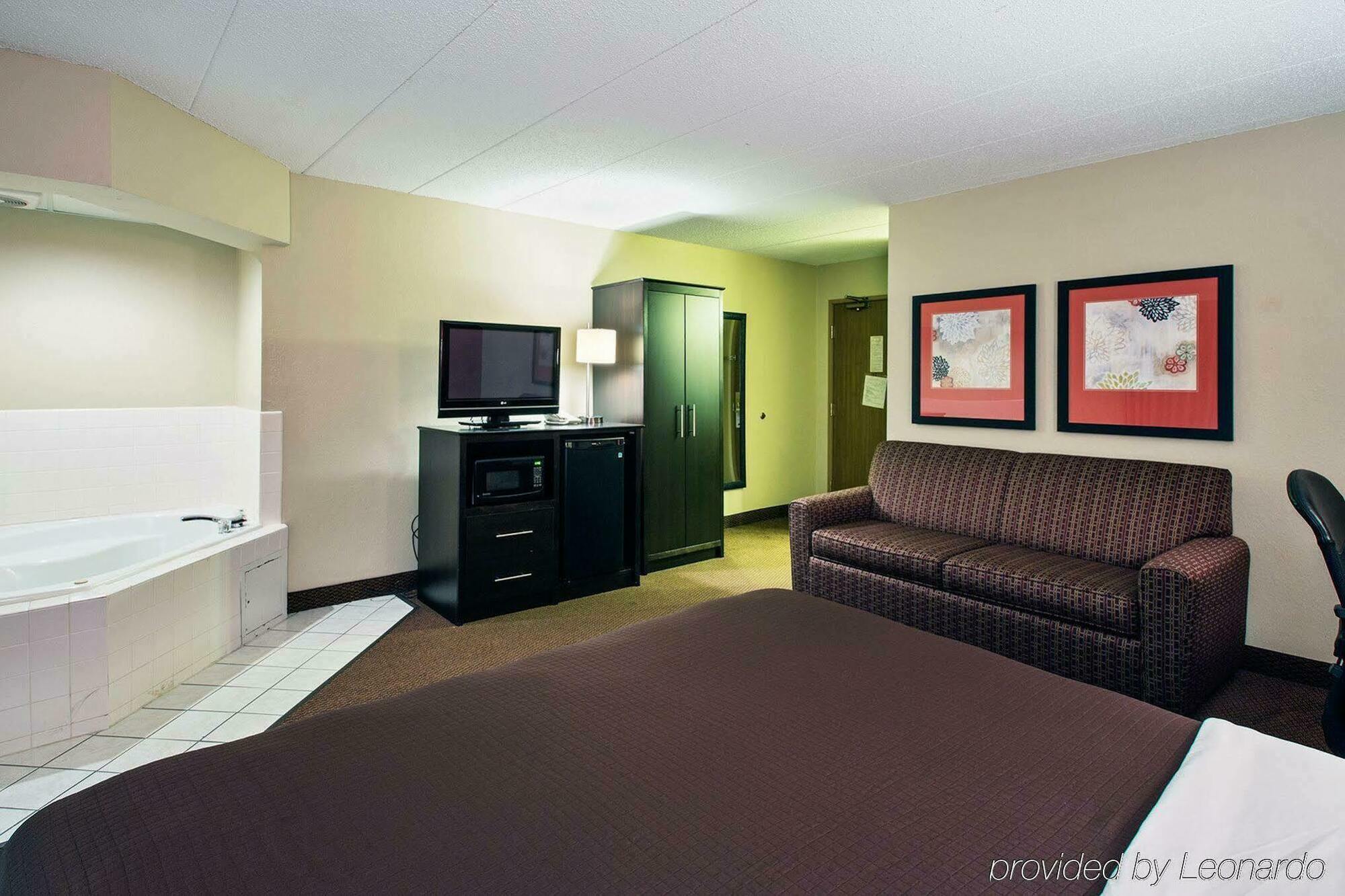 Americinn By Wyndham Ham Hotel 3*